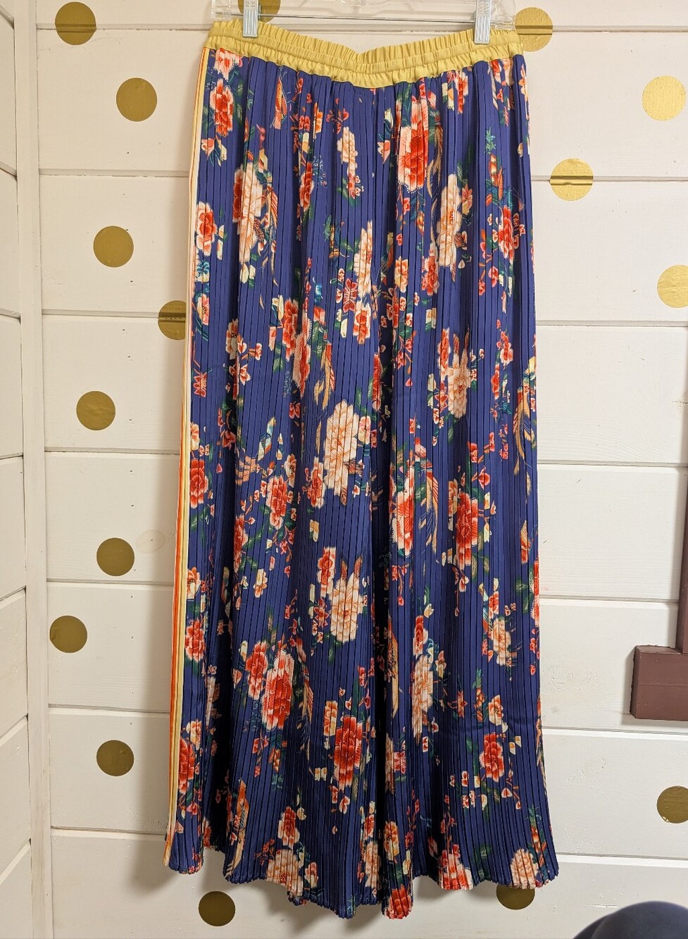 NWT Farm Rio Floral Track Pants Sz. Medium - Picture 5 of 11